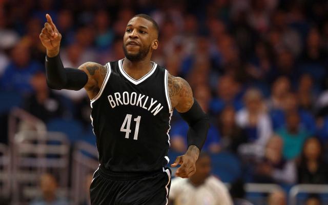 与家人同场 与家人同场