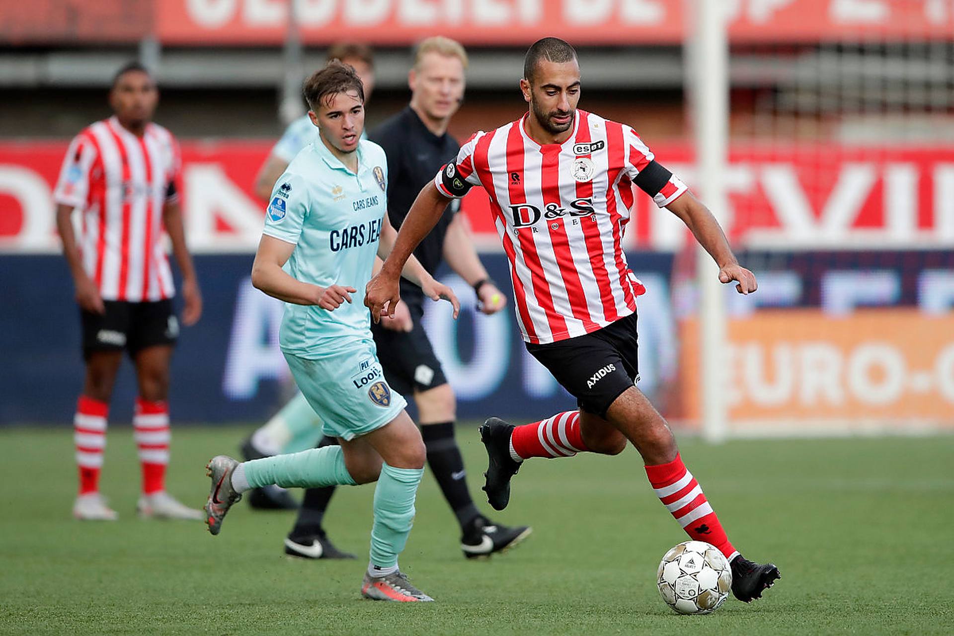 级球员的重 级球员的重