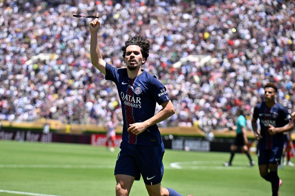 不乏惊天逆 不乏惊天逆